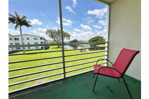 569 Fanshaw N, Boca Raton, FL 33434, Sold 11/12/24