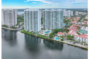 3201 NE 183rd St APT 1201, Aventura, FL 33160, Sold 09/18/24
