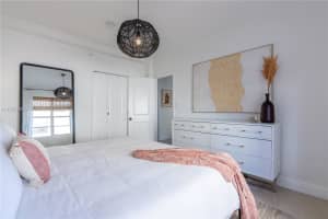 3030 Collins Ave #2g, Miami, FL 33140, Sold 07/01/24