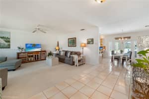 15645 SW 77th Ave, Palmetto Bay, FL 33157, Sold 09/30/24