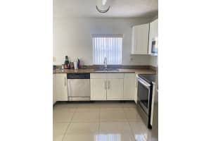 9167 Fontainebleau Blvd APT 12, Miami, FL 33172, Sold 09/03/25