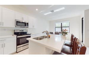 10017 W 32nd Ln, Hialeah, FL 33018, Sold 08/06/24