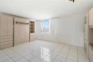 100 Lincoln Rd #1016, Miami Beach, FL 33139, Sold 11/01/24
