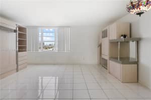100 Lincoln Rd #1016, Miami Beach, FL 33139, Sold 11/01/24