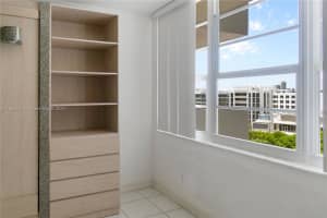 100 Lincoln Rd #1016, Miami Beach, FL 33139, Sold 11/01/24