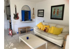 926 Michigan Ave APT 15, Miami Beach, FL 33139, Sold 10/02/24