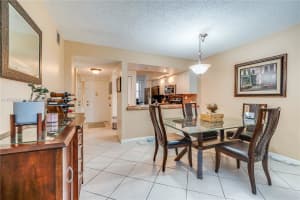 6800 Cypress Rd APT 412, Plantation, FL 33317, Sold 09/27/24