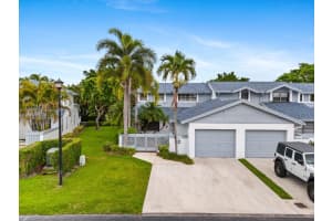 9859 NW 52nd Ln, Doral, FL 33178, Sold 02/20/25
