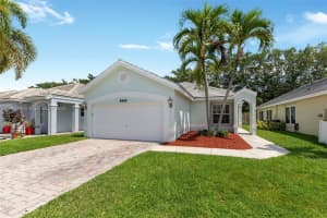 Lake Park Cir N, Davie, FL 33328, Sold 09/10/24