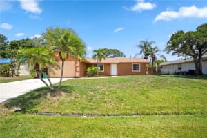 468 SW Molloy St, Port St. Lucie, FL 34984, Sold 10/18/24