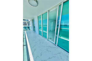 1800 N Bayshore Dr APT 2305, Miami, FL 33132, Sold 07/29/24