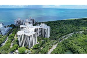 1121 Crandon Blvd D1201 Key Biscayne, FL 33149 - MLS#A11593511