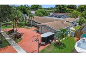 11500 NW 15th Ct, Pembroke Pines, FL 33026, Sold 09/17/24