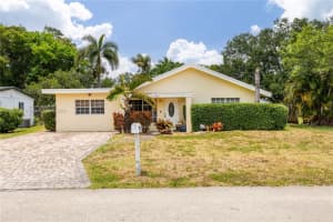 5705 Douglas St, Hollywood, FL 33021, Sold 06/27/24