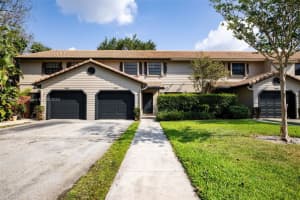 9152 Vineyard Lake Dr #9152, Plantation, FL 33324, Sold 09/19/24