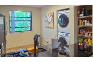 10125 W Sunrise Blvd APT 301, Plantation, FL 33322, Sold 07/12/24