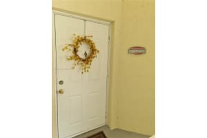 11002 NW 83rd St APT 211, Doral, FL 33178, Sold 11/27/24