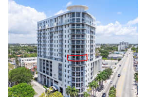 1 Glen Royal Pkwy APT 802, Miami, FL 33125, Sold 10/01/24