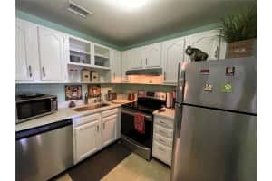 28 Lake Vista Trail APT 204, Port St. Lucie, FL 34952, Sold 10/10/24