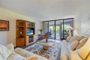 2802 N 46th Ave APT B422, Hollywood, FL 33021, Sold 12/24/24
