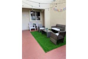 9139 Fontainebleau Blvd APT 4, Miami, FL 33172, Sold 07/31/24