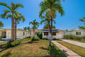9032 Carlyle Ave, Surfside, FL 33154, Sold 01/02/25