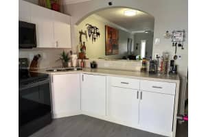 7725 W 36th Ave APT 4, Hialeah, FL 33018, Sold 07/12/24