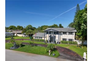 2670 SW 87th Ave, Davie, FL 33328, Sold 08/12/24