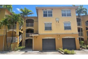 9640 NW 2nd St 5 203, Pembroke Pines, FL 33024, Sold 07/03/24