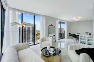 5300 Paseo Blvd #1711, Doral, FL 33166, Sold 09/17/24