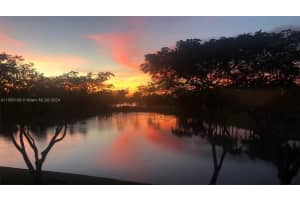10770 NW 66th St APT 313, Doral, FL 33178, Sold 10/15/24