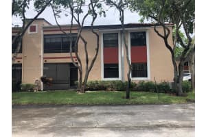 11917 NW 11th St, Pembroke Pines, FL 33026, Sold 07/30/24