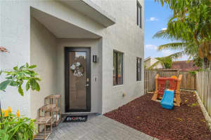 587 SW 91st Ave #587, Miami, FL 33174, Sold 07/03/24