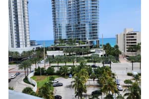 100 Bayview Dr APT 810, Sunny Isles Beach, FL 33160, Sold 02/24/25