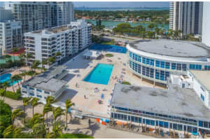 5445 Collins Ave 1735, Miami Beach