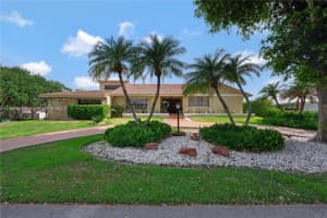 7761 SW 169th St, Palmetto Bay, FL 33157, Sold 09/12/24