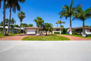 561 SE 13th Ct, Pompano Beach, FL 33060, Sold 12/23/24