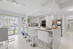 2604 NE 10th St, Hallandale Beach, FL 33009, Sold 01/17/25