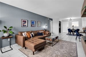 730 Pennsylvania Ave APT 405, Miami Beach, FL 33139, Sold 07/19/24
