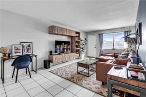 730 Pennsylvania Ave APT 405, Miami Beach, FL 33139, Sold 07/19/24
