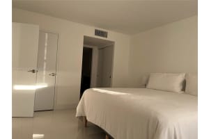 5701 Collins Ave APT 509, Miami Beach, FL 33140, Sold 08/23/24
