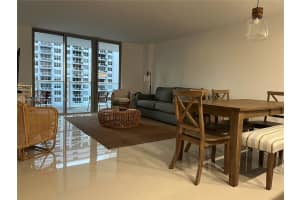 5701 Collins Ave APT 509, Miami Beach, FL 33140, Sold 08/23/24