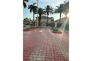 8340 NW 10th St #3g, Miami, FL 33126, Sold 09/24/24