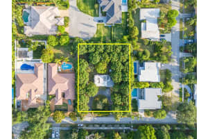 7800 Sw 110th St, Pinecrest