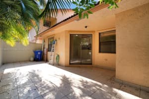 11291 SW 11th St #100, Pembroke Pines, FL 33025, Sold 12/05/24