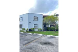 9423 Fontainebleau Blvd APT 201, Miami, FL 33172, Sold 07/08/24