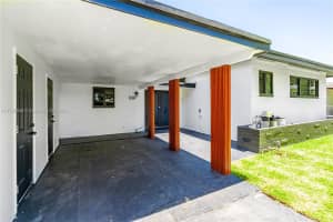 330 SW 29th Ave, Fort Lauderdale, FL 33312, Sold 08/11/25