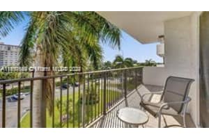 1201 S Ocean Dr #406s, Hollywood, FL 33019, Sold 06/21/24