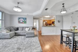 2016 Alta Meadows Ln APT 712, Delray Beach, FL 33444, Sold 08/27/24