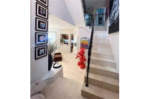 18465 NE 30th Ave, Aventura, FL 33160, Sold 10/28/24